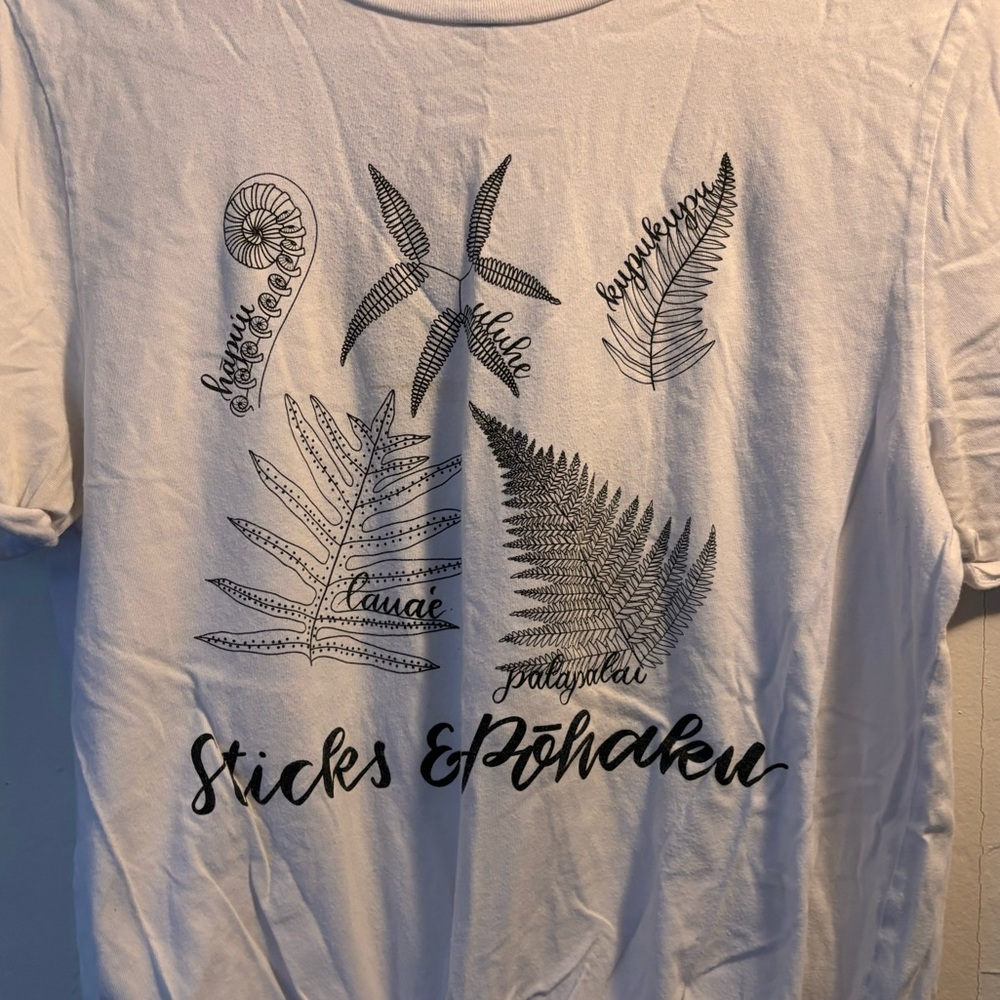 Women’s Tee
